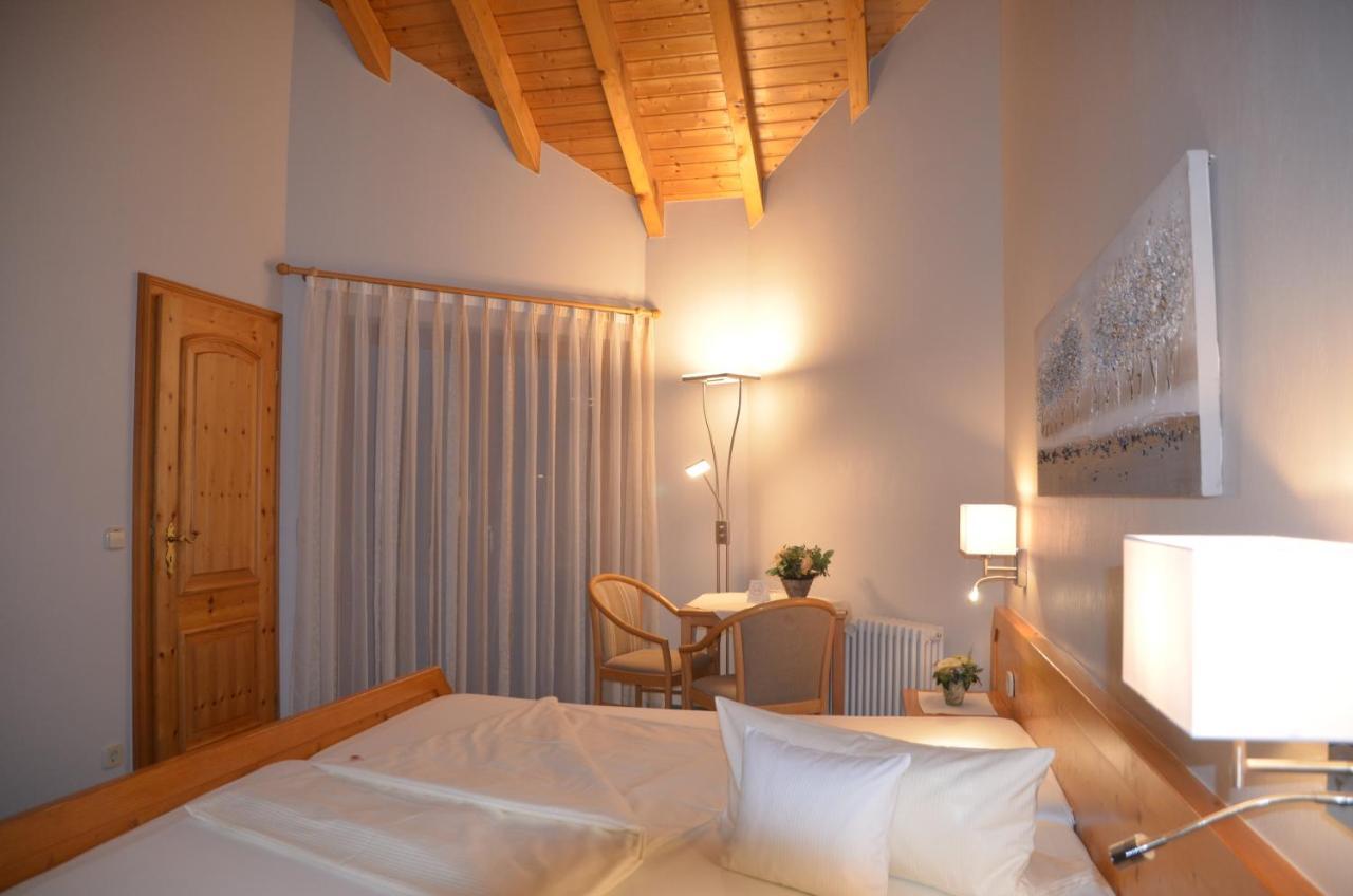 Hotel-Pension Breig Garni Ottenhofen im Schwarzwald Extérieur photo